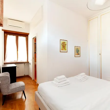 Cavalleggeri House Nyaraló