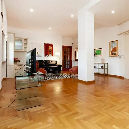 Cavalleggeri House 度假居 罗马