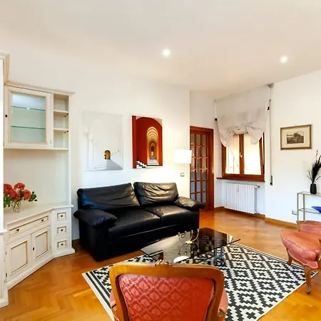 Cavalleggeri House 罗马