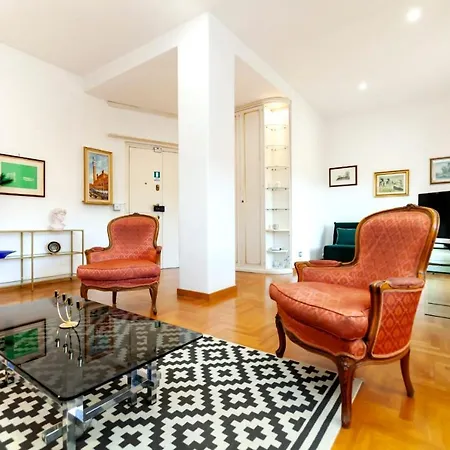 Cavalleggeri House *